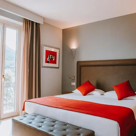 Ristorante La Quartina 3* Мергоццо
