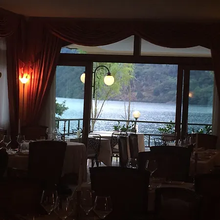Ristorante La Quartina ホテル 3*